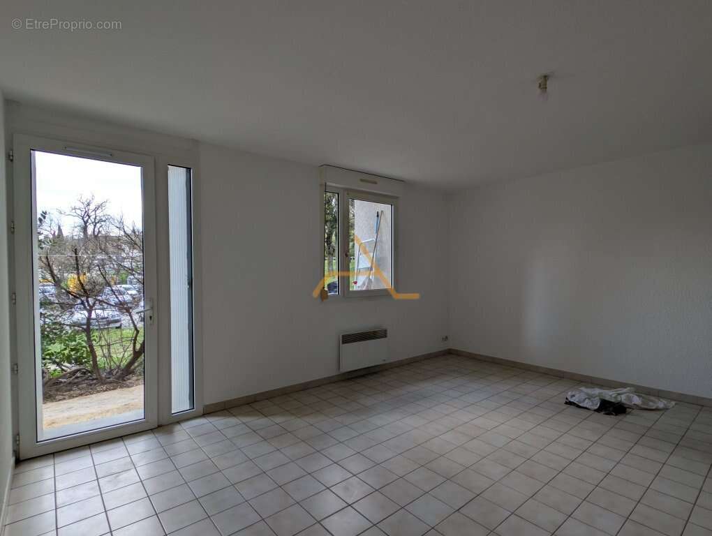 Appartement à DIEULEFIT