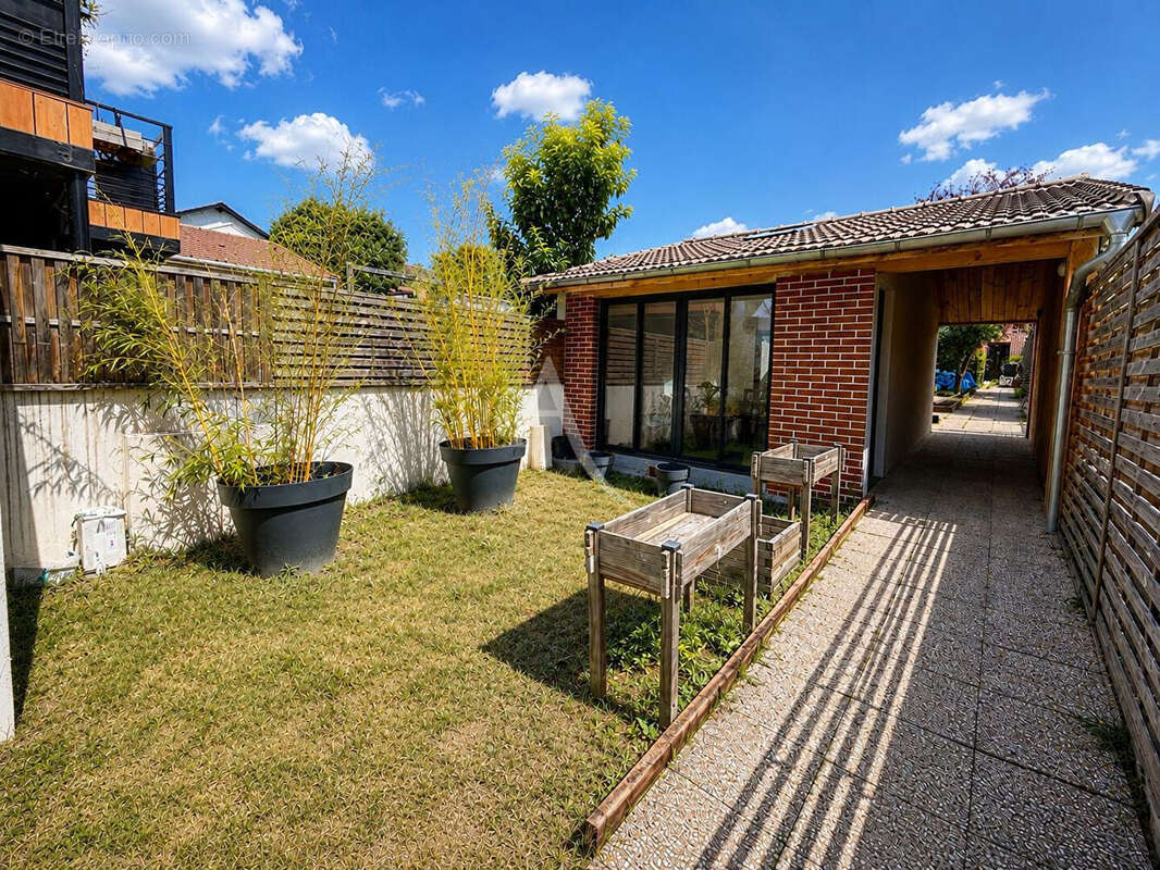 Appartement à FONTENAY-SOUS-BOIS
