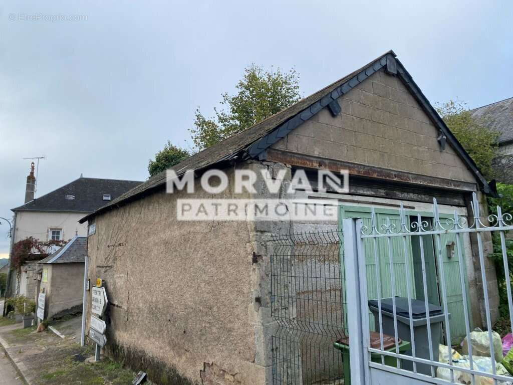 Maison à SAINT-SAULGE