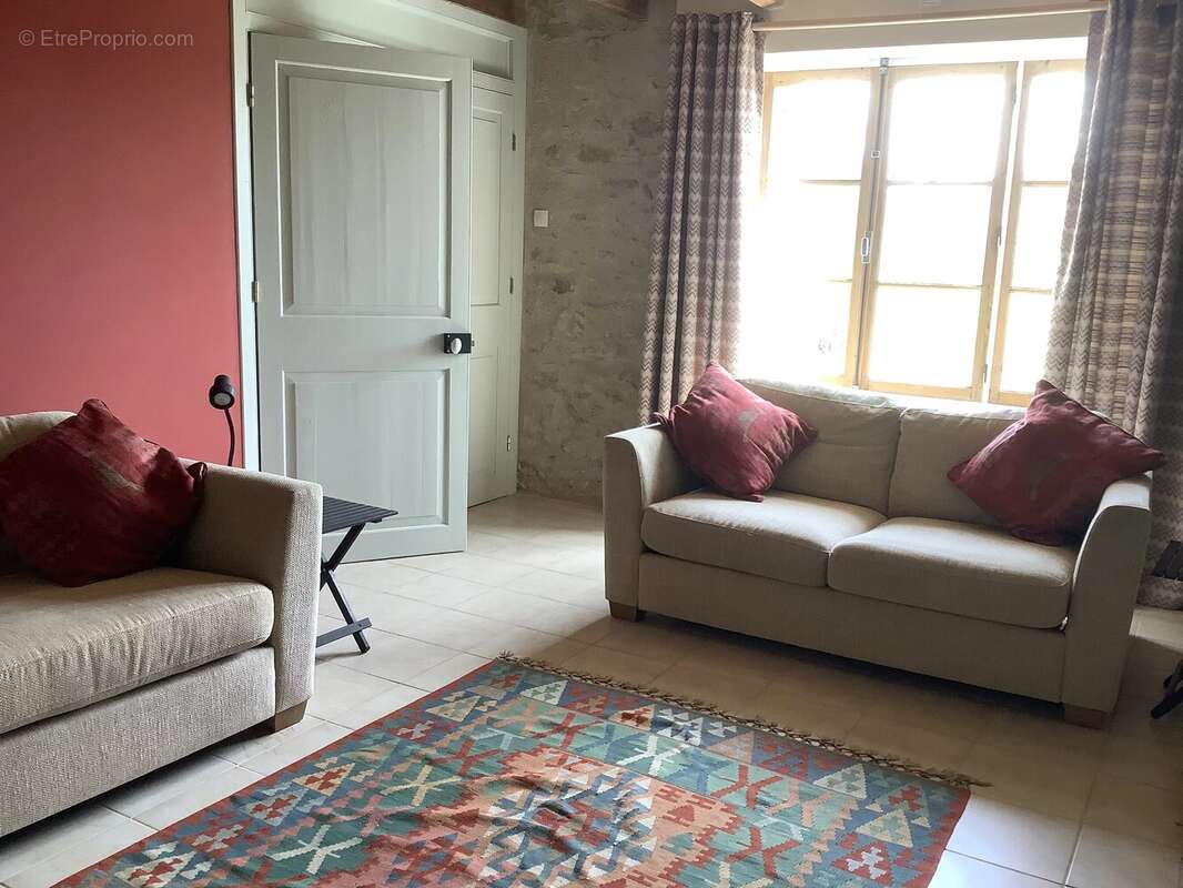 Maison à FONTENAY-LE-COMTE