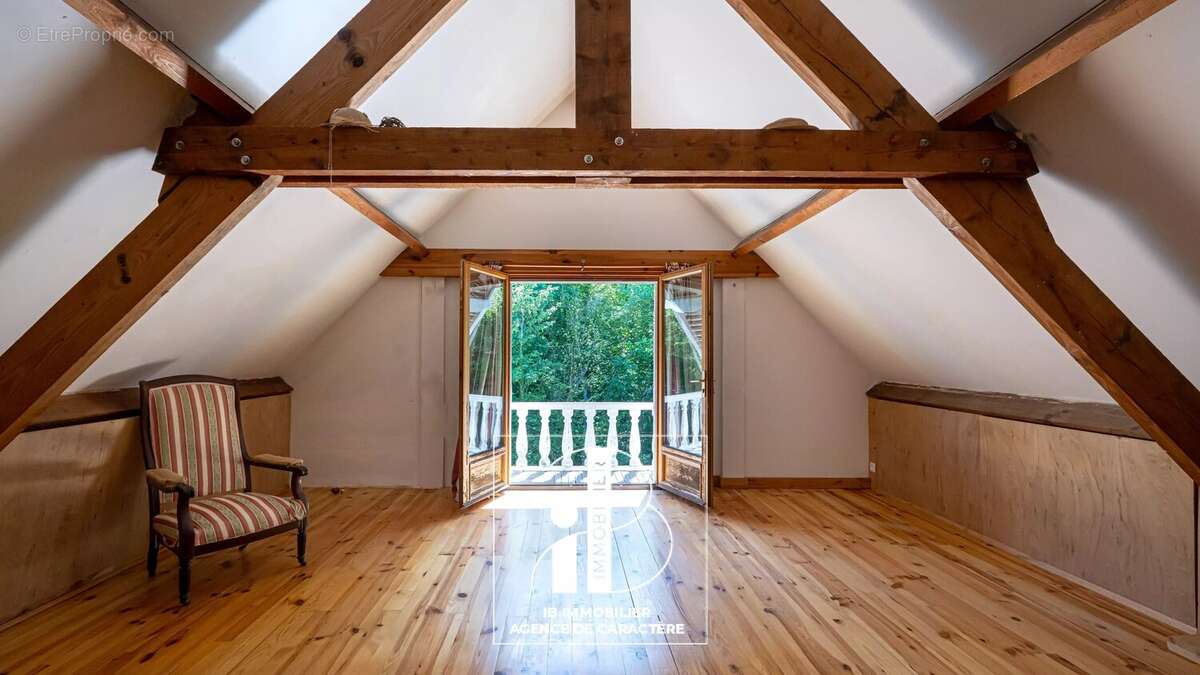 Maison à SAMOIS-SUR-SEINE