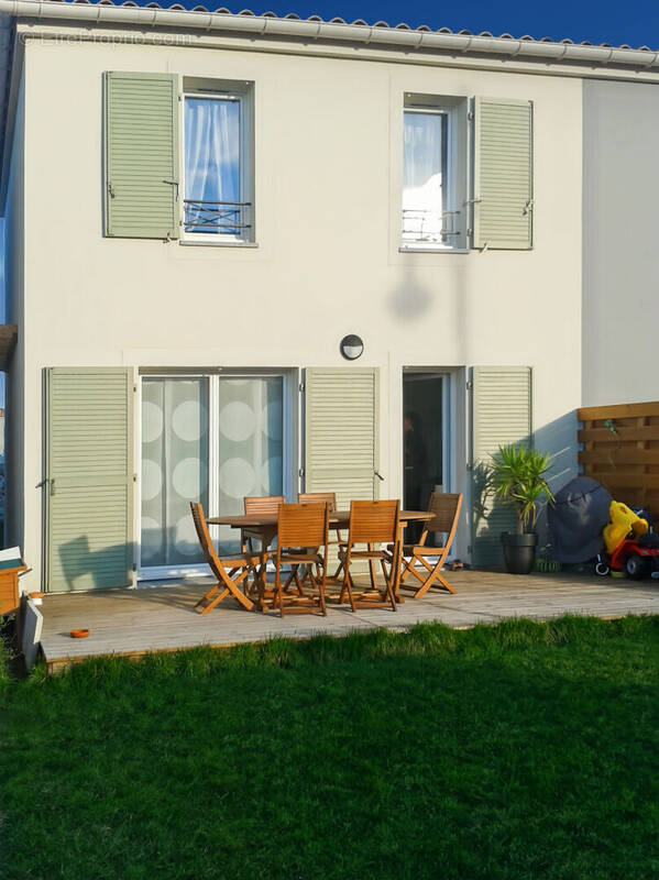 Maison à CHATEAUNEUF-LES-MARTIGUES