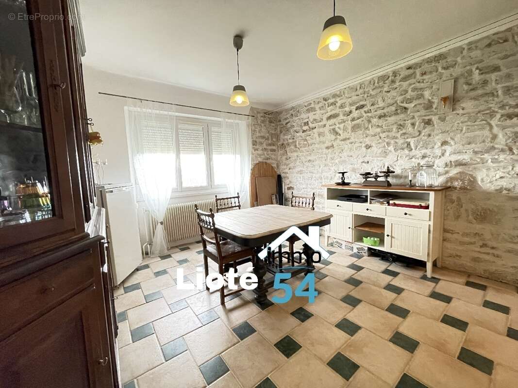 Maison à VINCEY