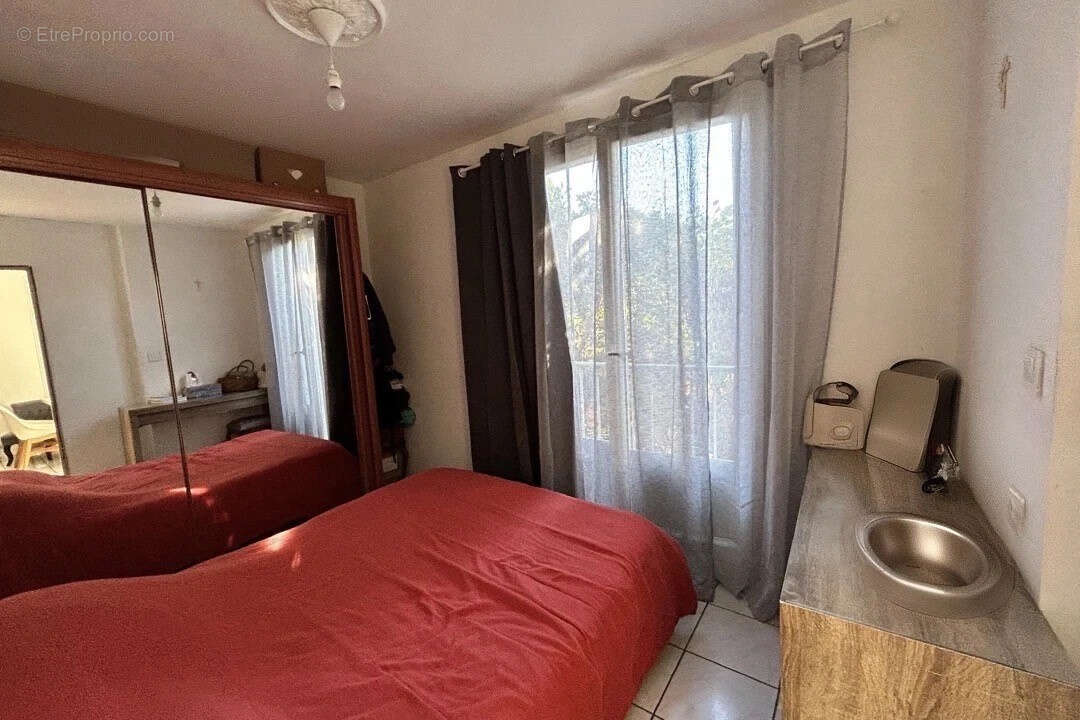 Appartement à MARSEILLE-13E