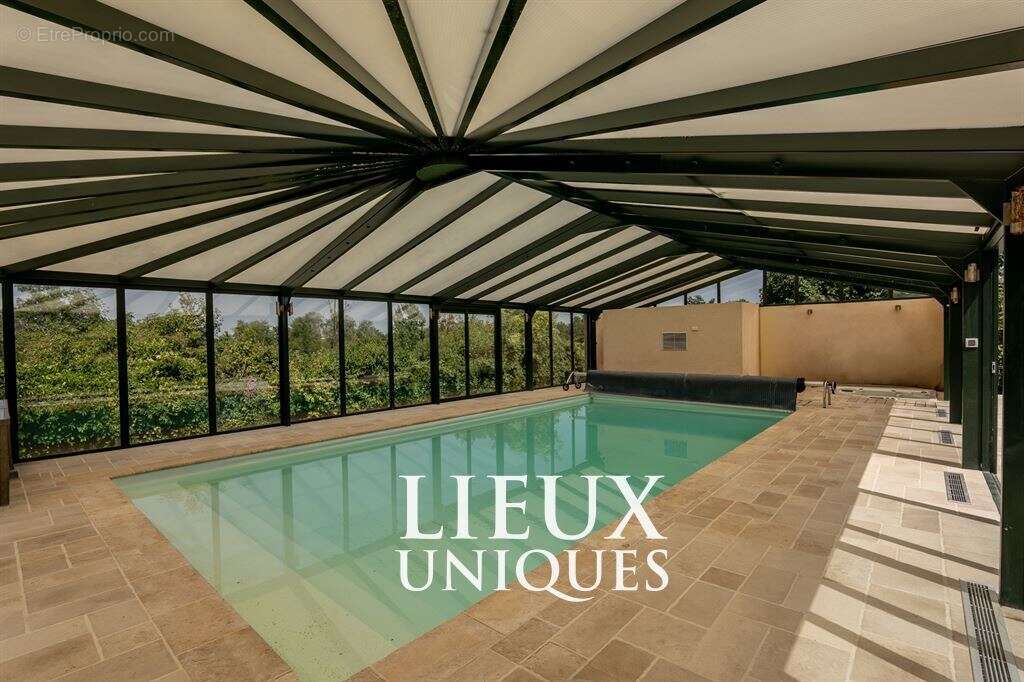 Lieux uniques ® x propriétés privées ®  ancien presbytère de 183 m² terrain de 183 m² - cloyes (41) - photo 2