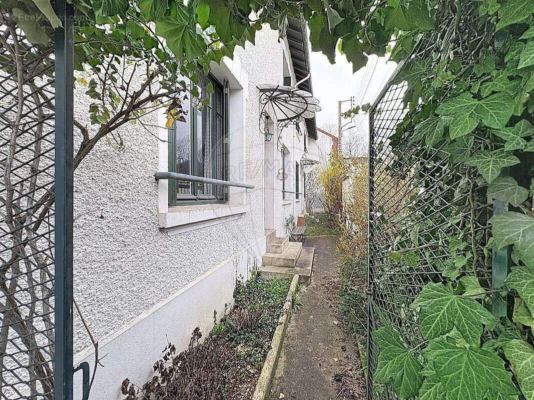 Maison à SENS