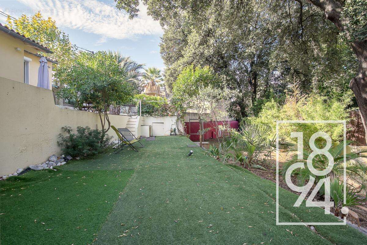 Maison à MARSEILLE-9E