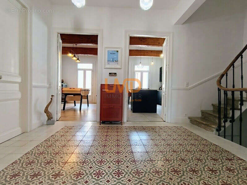 Maison à POUSSAN