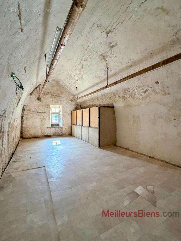 Ferme 122 m² à réhabiliter à Vevy avec terrain de 2 709 m² et dépendances - photo 13