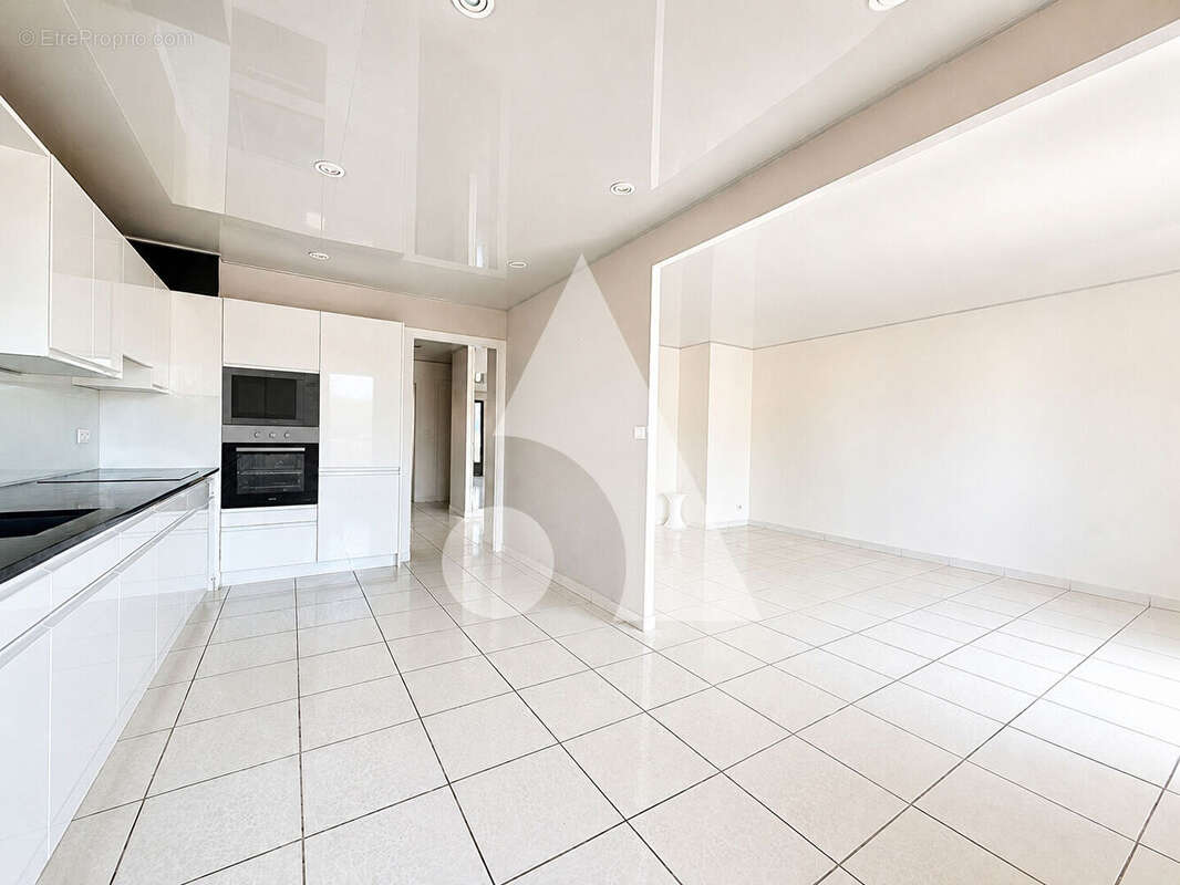 Appartement à AIX-LES-BAINS