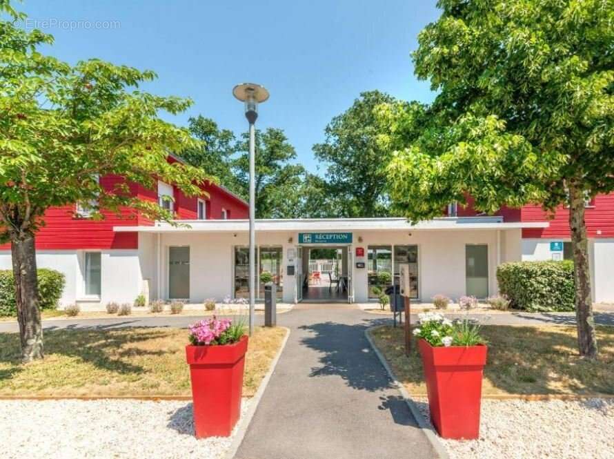 INVESTISSEMENT LOCATIF  NANTES  Résidence de tourisme Zenitude La Beaujoire - 5,51 % de rentabilité - photo 16