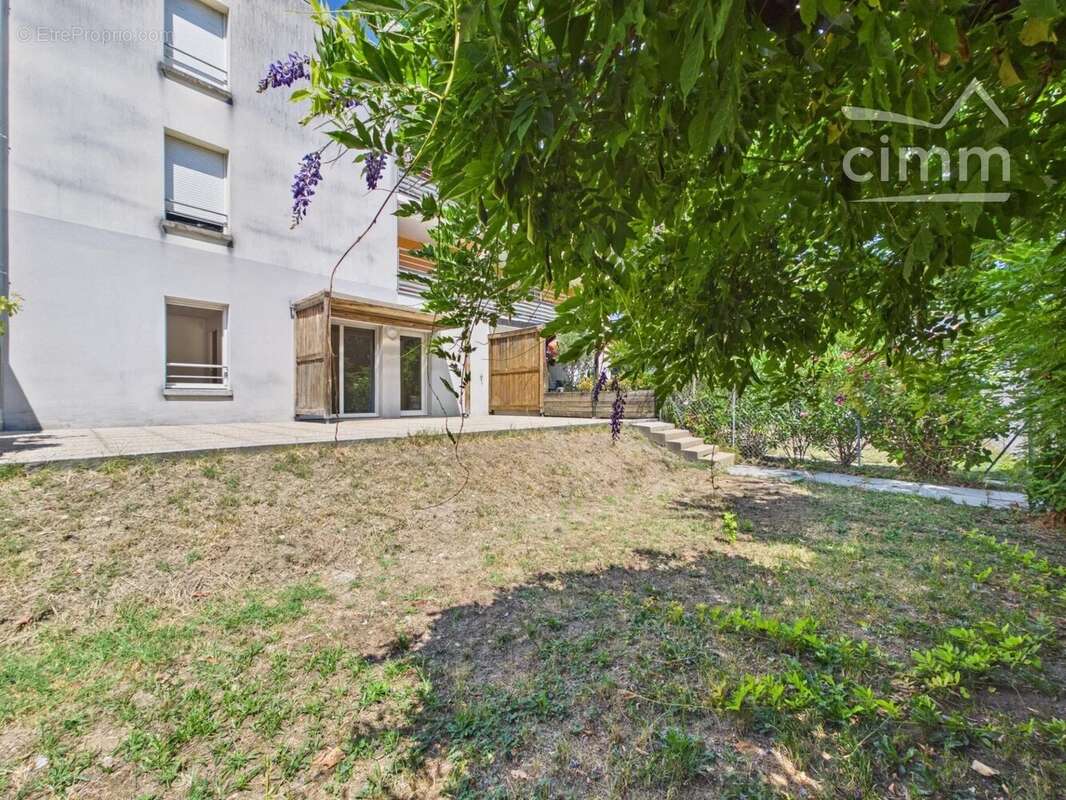 Très beau T2 + terrasse et jardin de 90 m² - photo 2