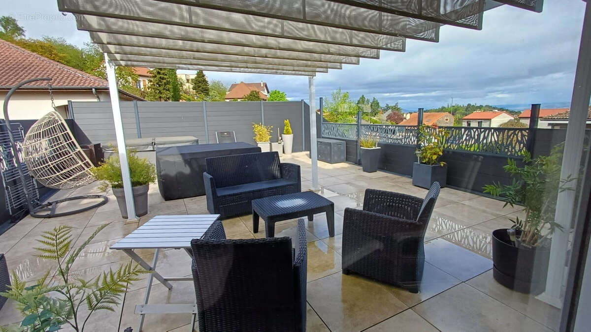 Maison à CLERMONT-FERRAND