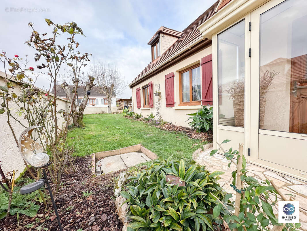 Maison à CHEVANNES