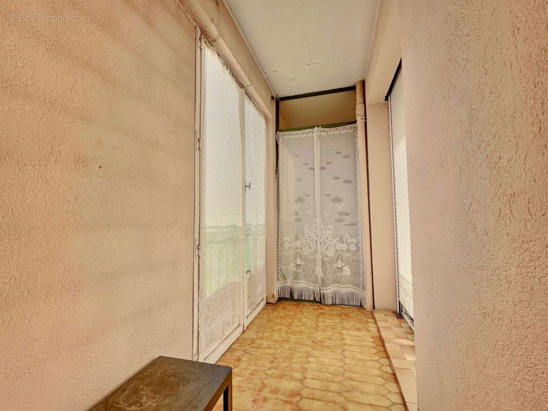 Appartement à CHENOVE