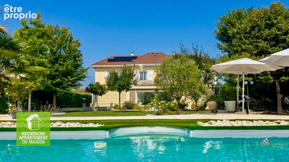 Propriété d'exception à 49 minutes de Lyon  240 m² de raffinement au coeur d'un écrin privé - photo 13