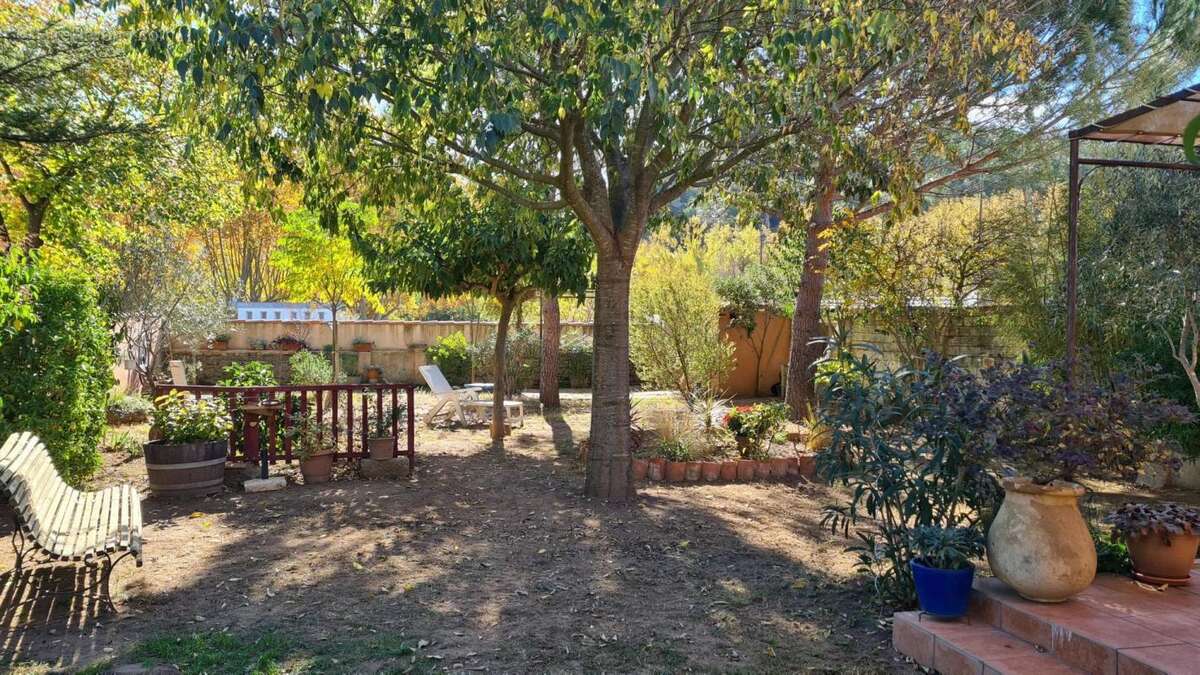 Maison à CESSENON-SUR-ORB