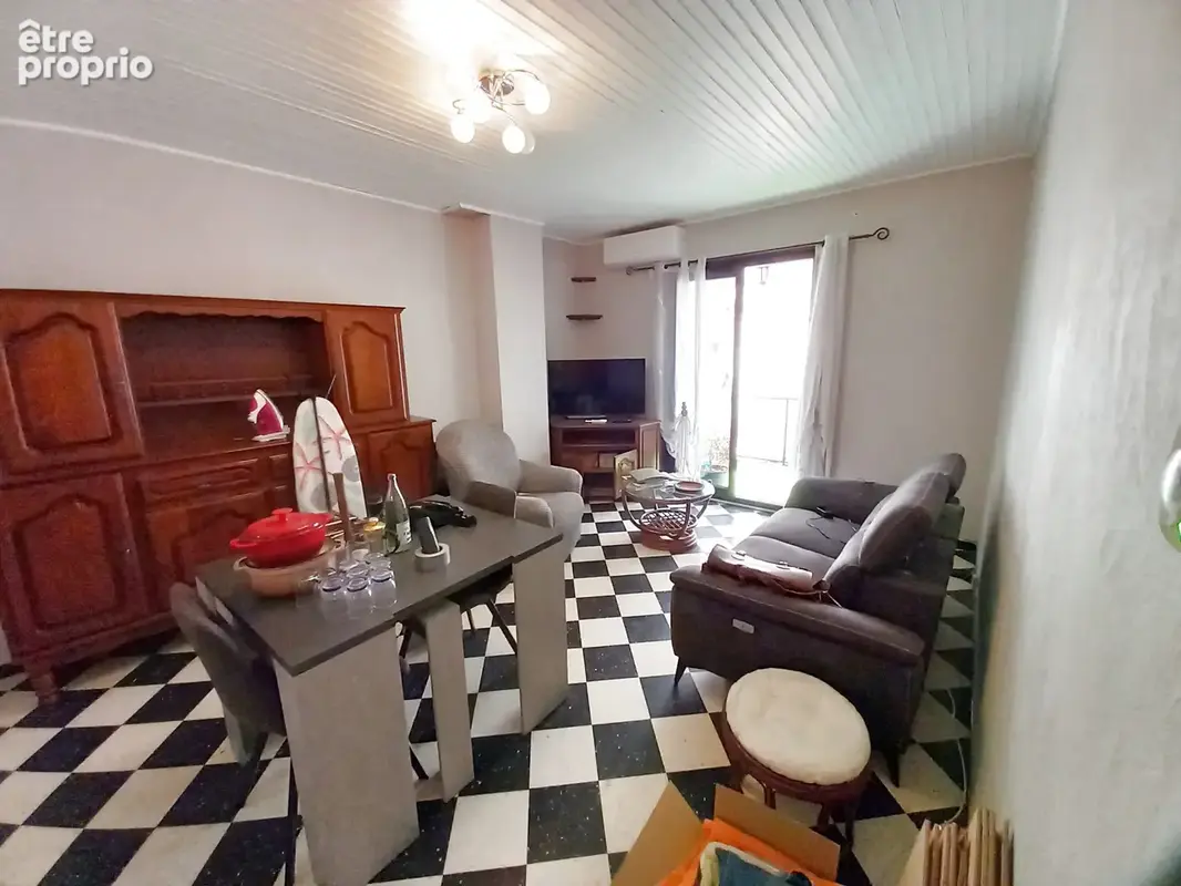 Bel Immeuble 2 Appartements et grand Garage. - photo 11