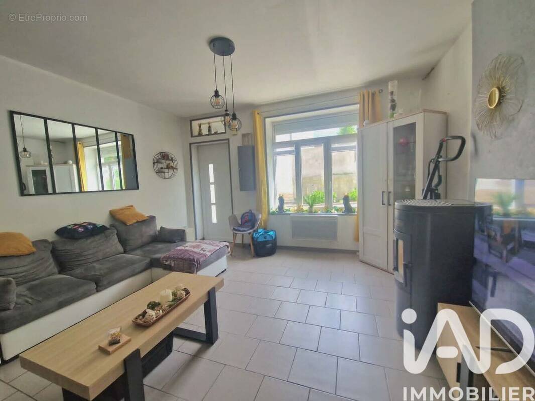 Photo 1 - Maison à BRUAY-LA-BUISSIERE