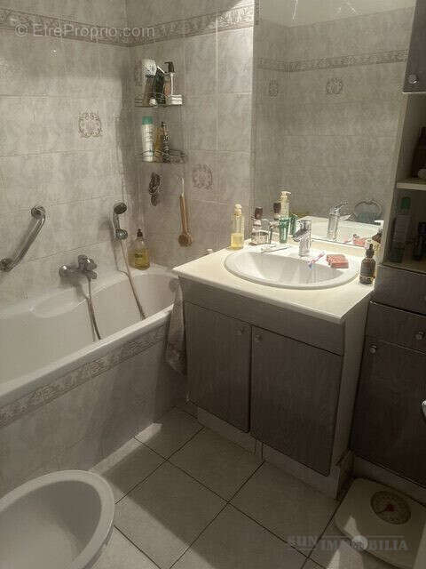 Appartement 57 m² à Cagnes-Sur-Mer  - photo 2