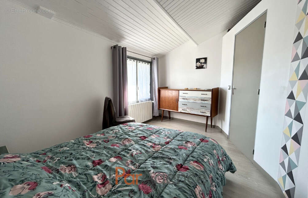 Maison à SAINT-JUST-LUZAC