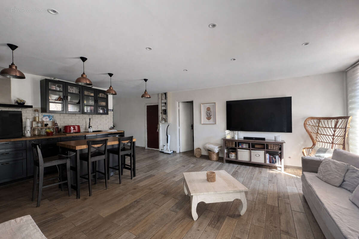 Appartement à MARSEILLE-13E