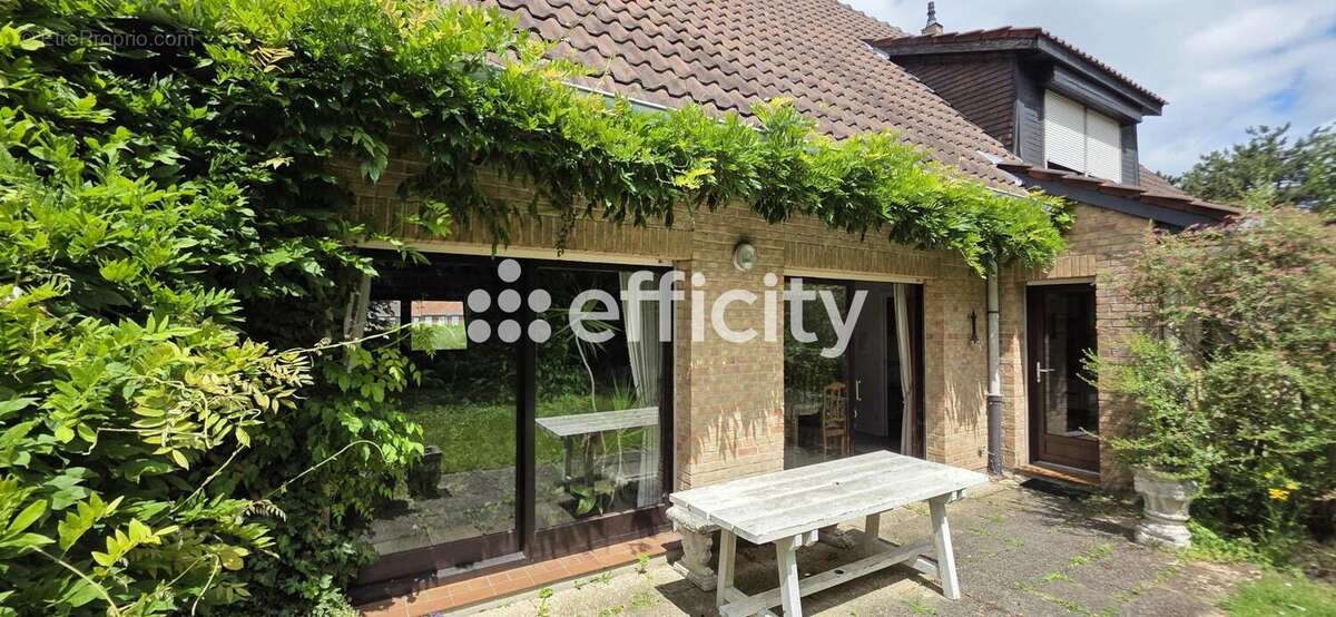 Maison 176 m² à Leers  - photo 3