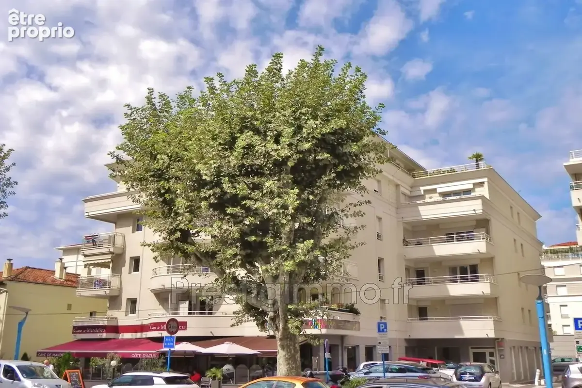 Appartement à MANDELIEU-LA-NAPOULE
