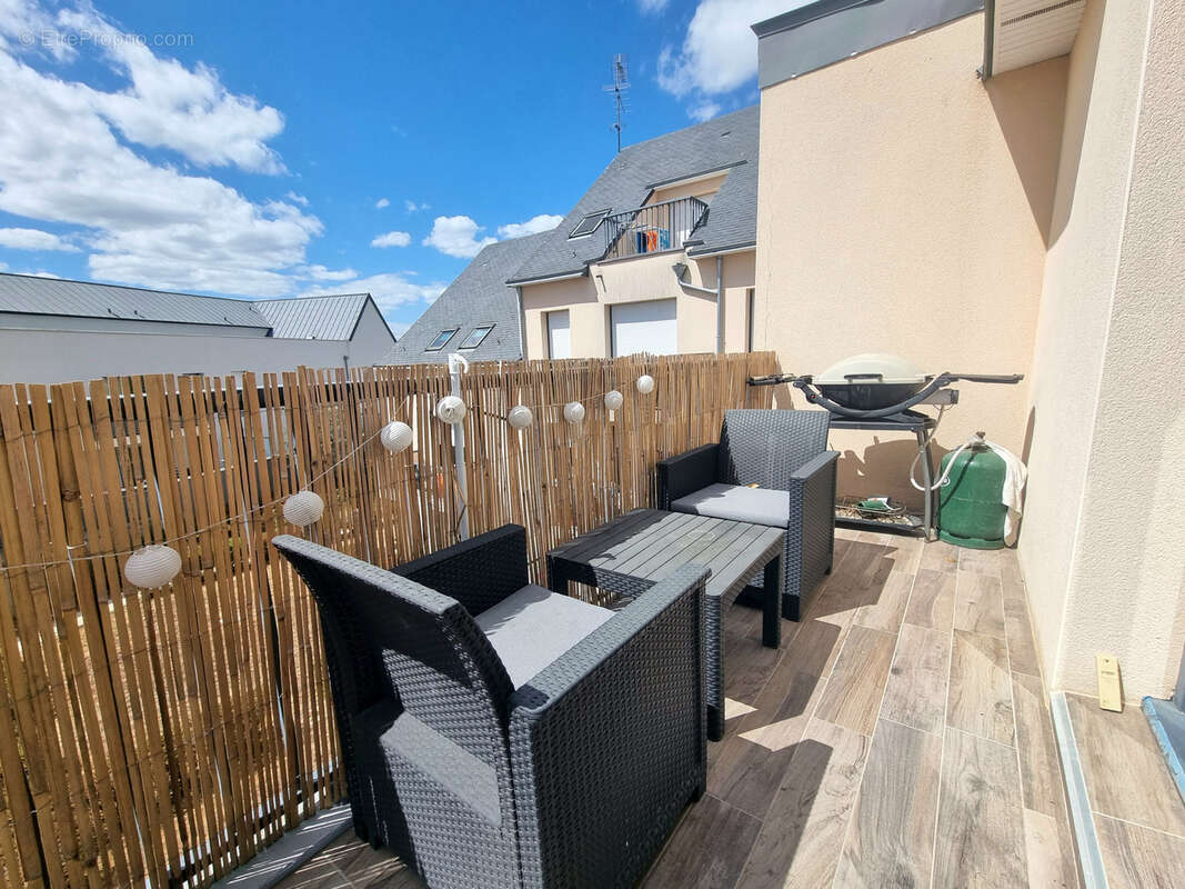 Appartement T3 Saint-Erblon Centre - Ascenseur - Double garage 62.10m2 - photo 5