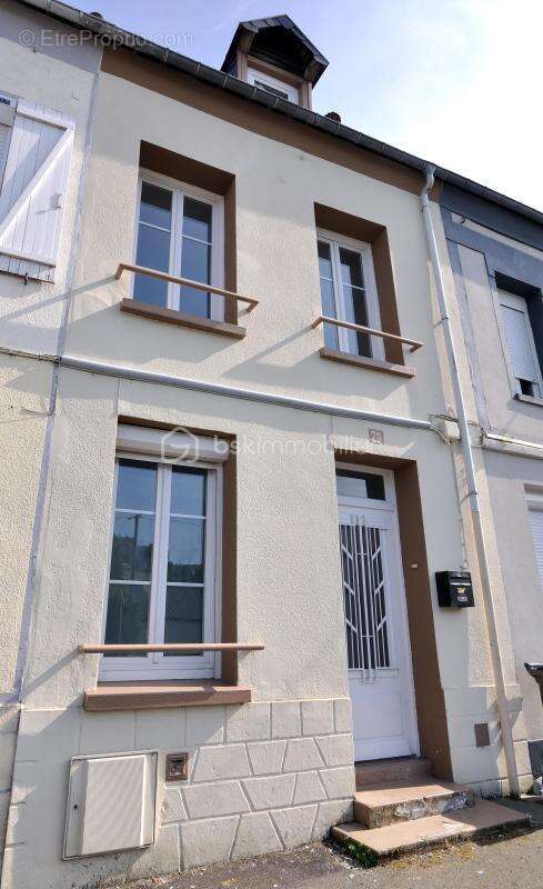 Idéal investisseur. Maison de ville 2 chambres à Bolbec - photo 9