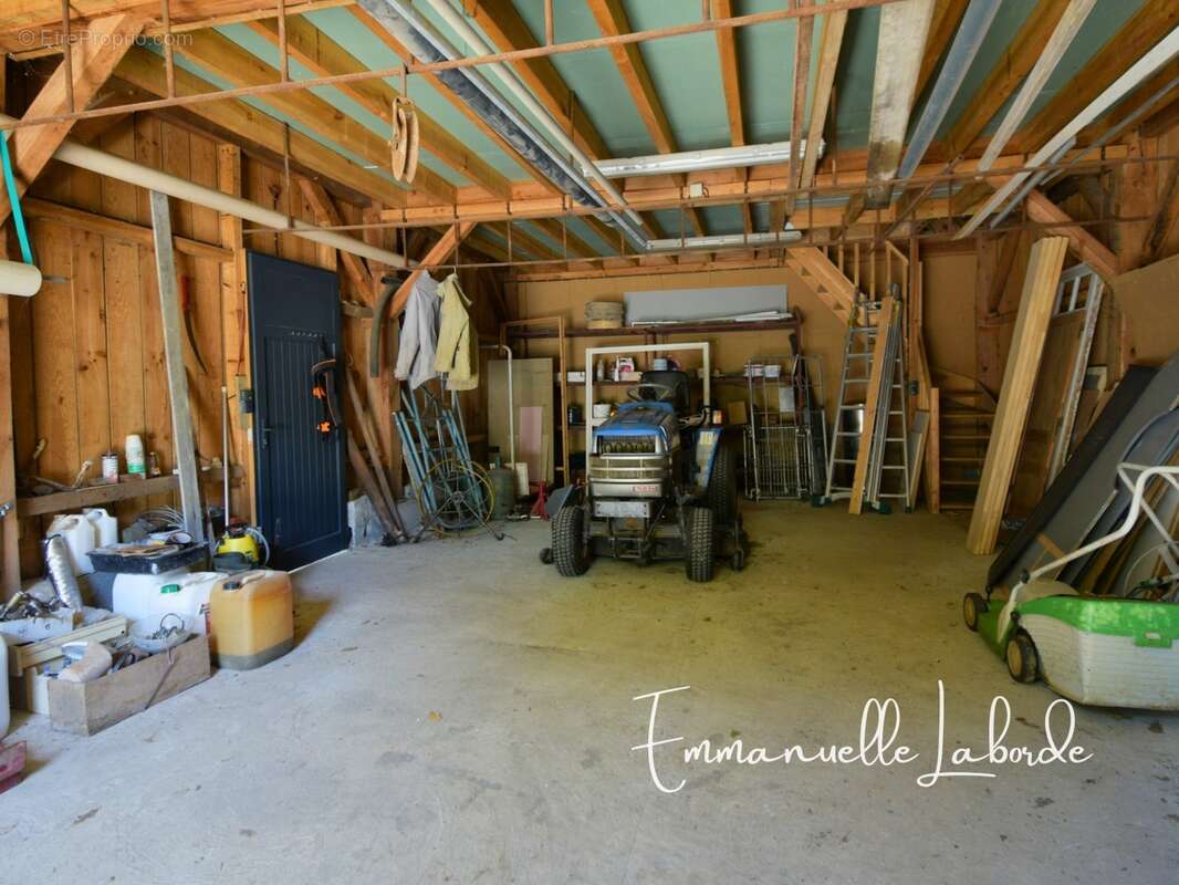 Propriété en pierre avec maison d’amis, piscine et 2,5 hectares LALINDE (24) - photo 30
