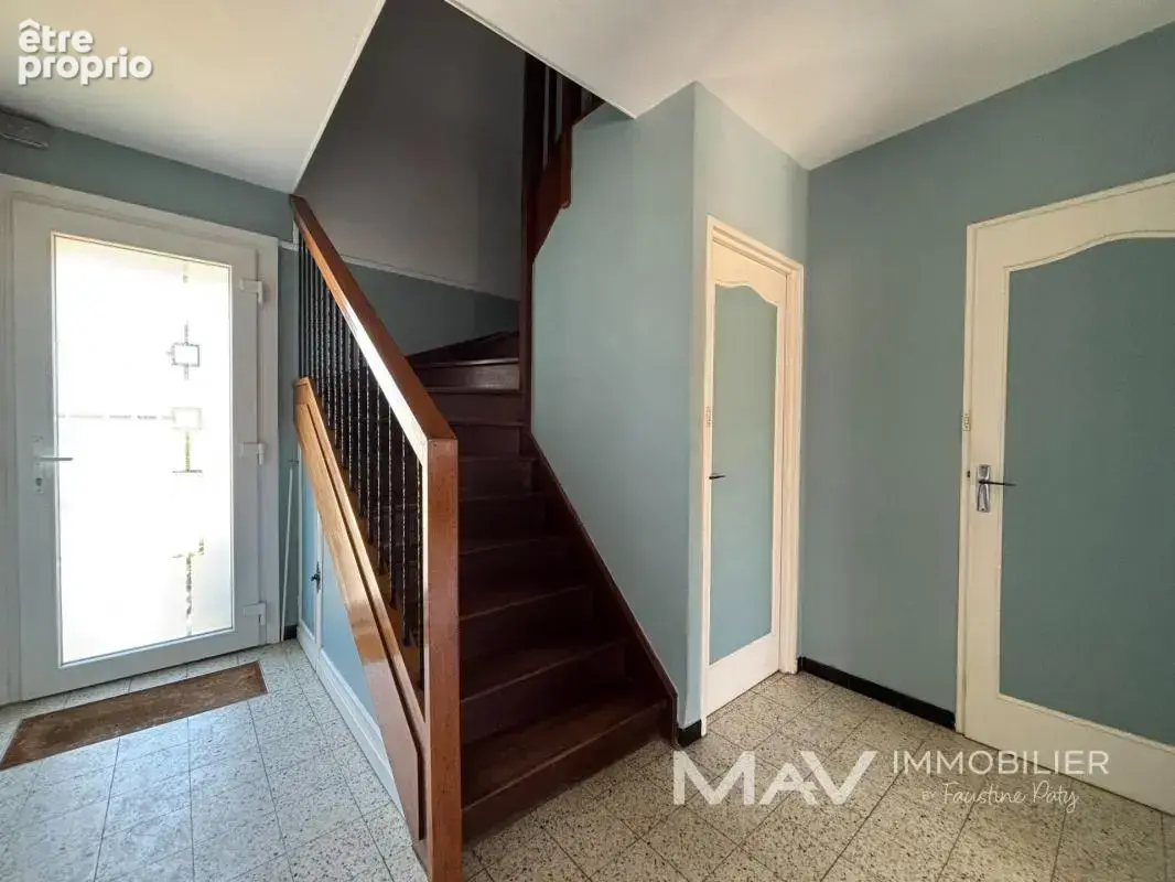 Saint-martin-lez-tatinghem - maison 3 chambres avec garage et jardin - photo 1