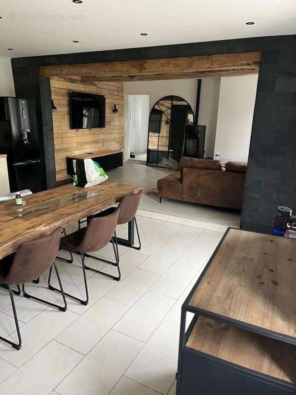 Maison à VILLEBOUGIS