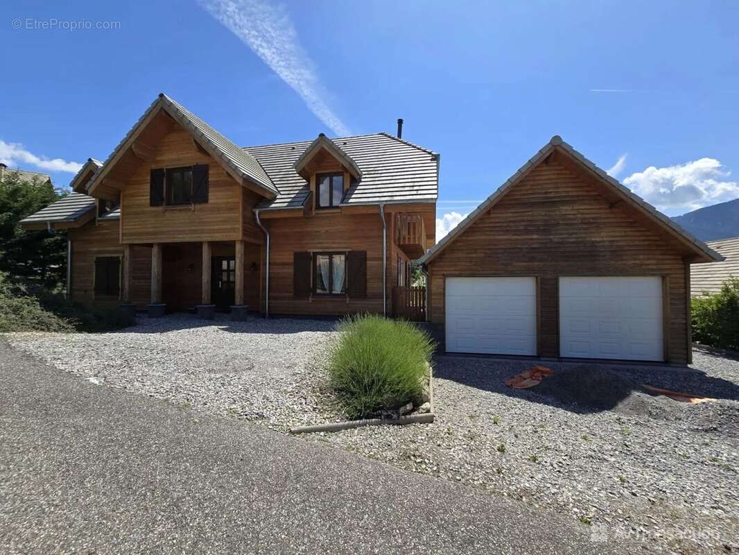 Maison à SAVINES-LE-LAC