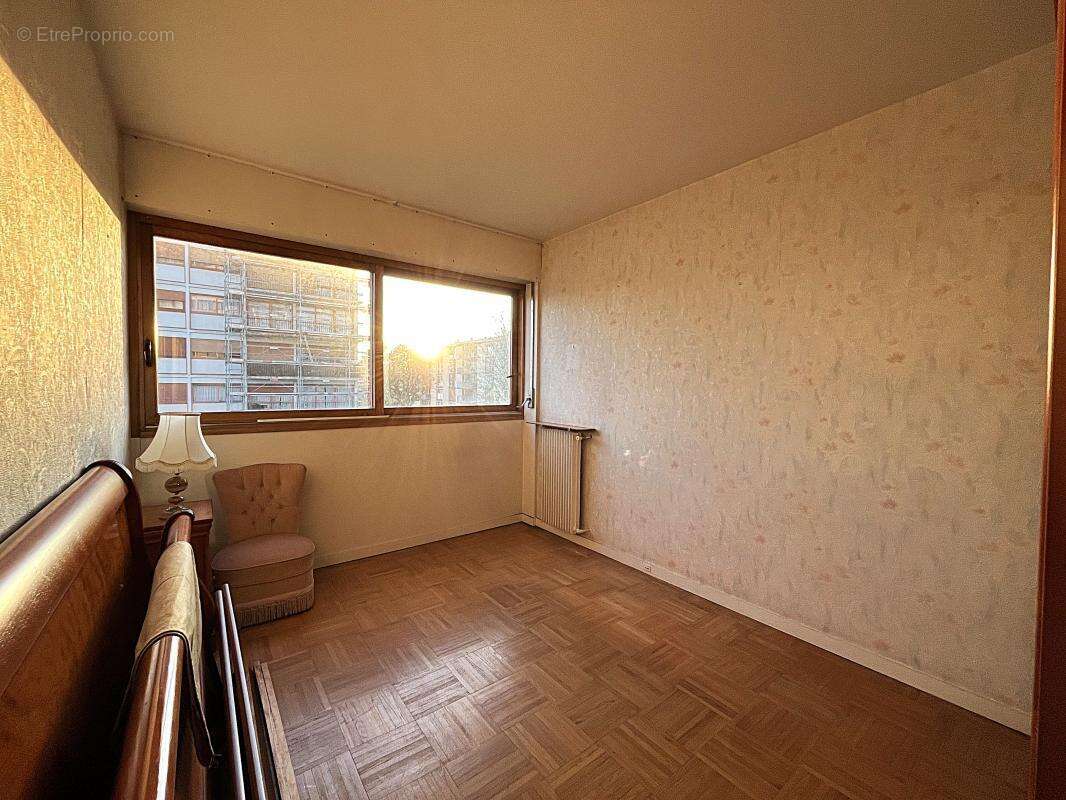 Appartement T4 lumineux avec BALCON et ASCENSEUR - photo 7