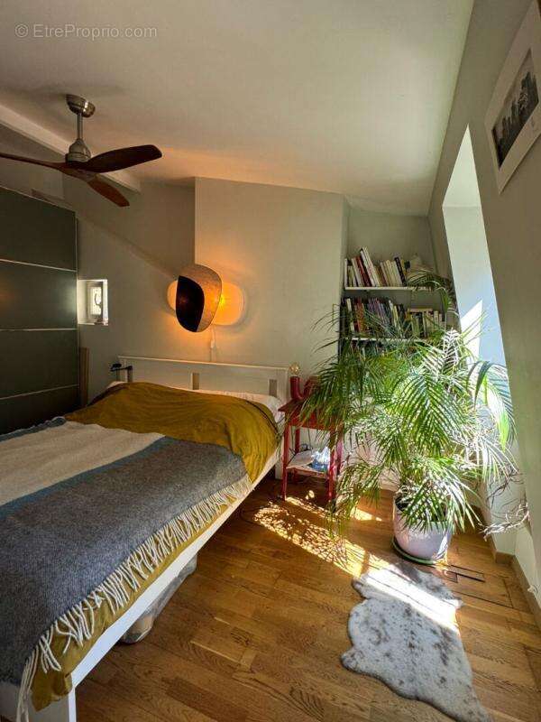 Appartement à PARIS-19E