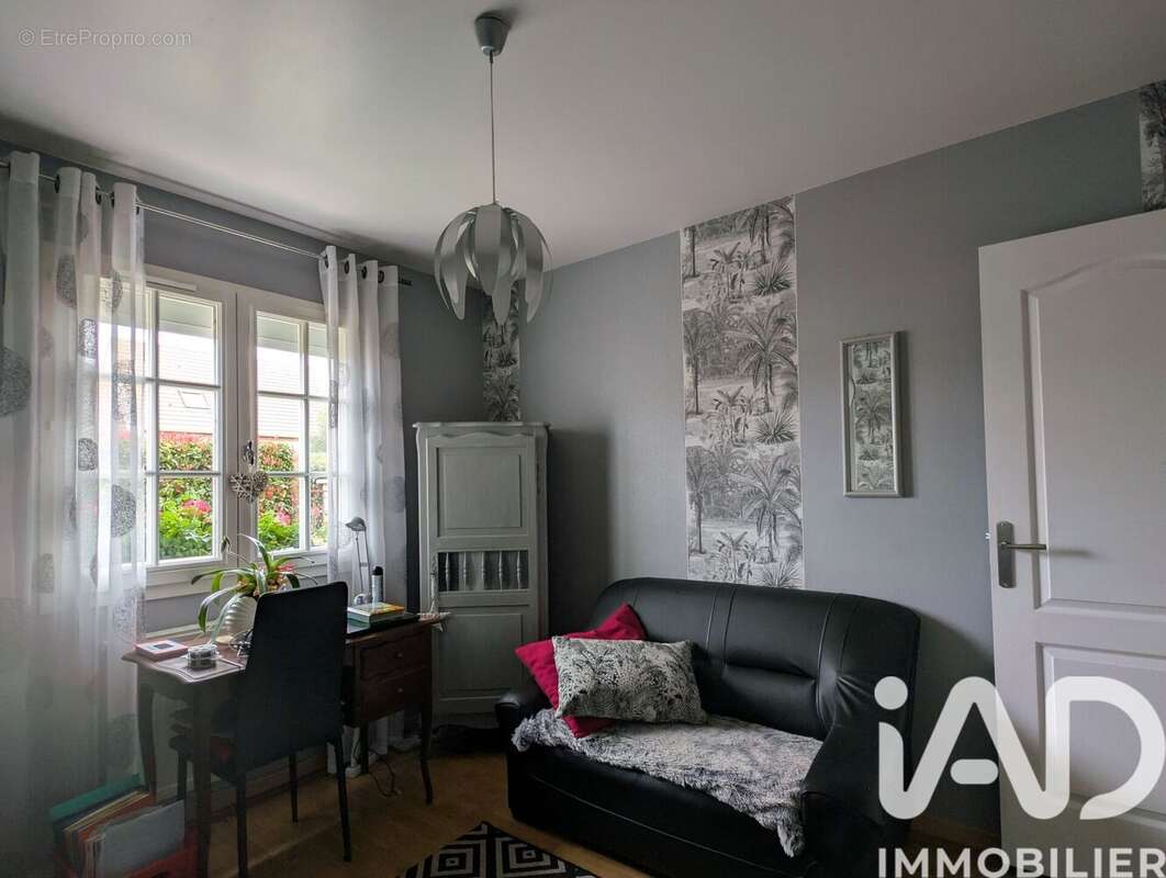 Maison 118 m² à Troarn  - photo 3