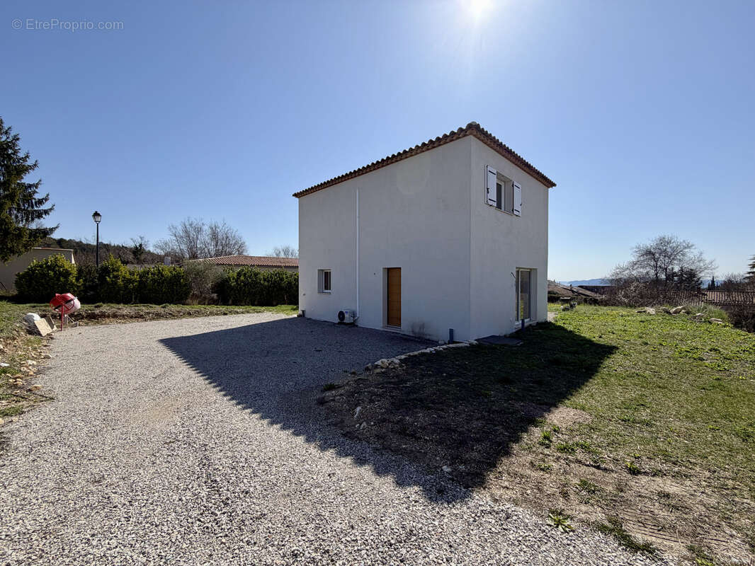 Maison à FORCALQUIER
