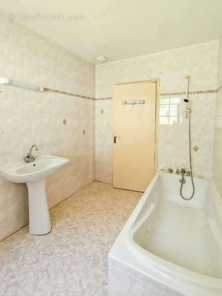 Maison 111 m² à Montbeliard  - photo 5