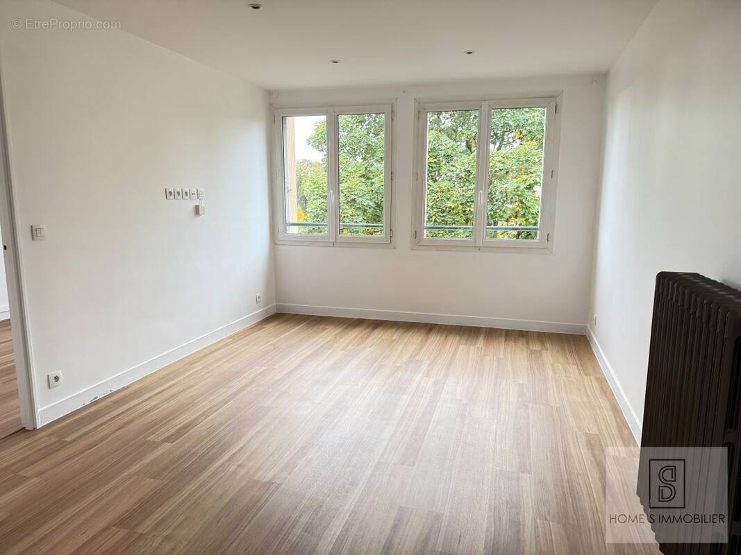 Appartement à CLICHY-SOUS-BOIS