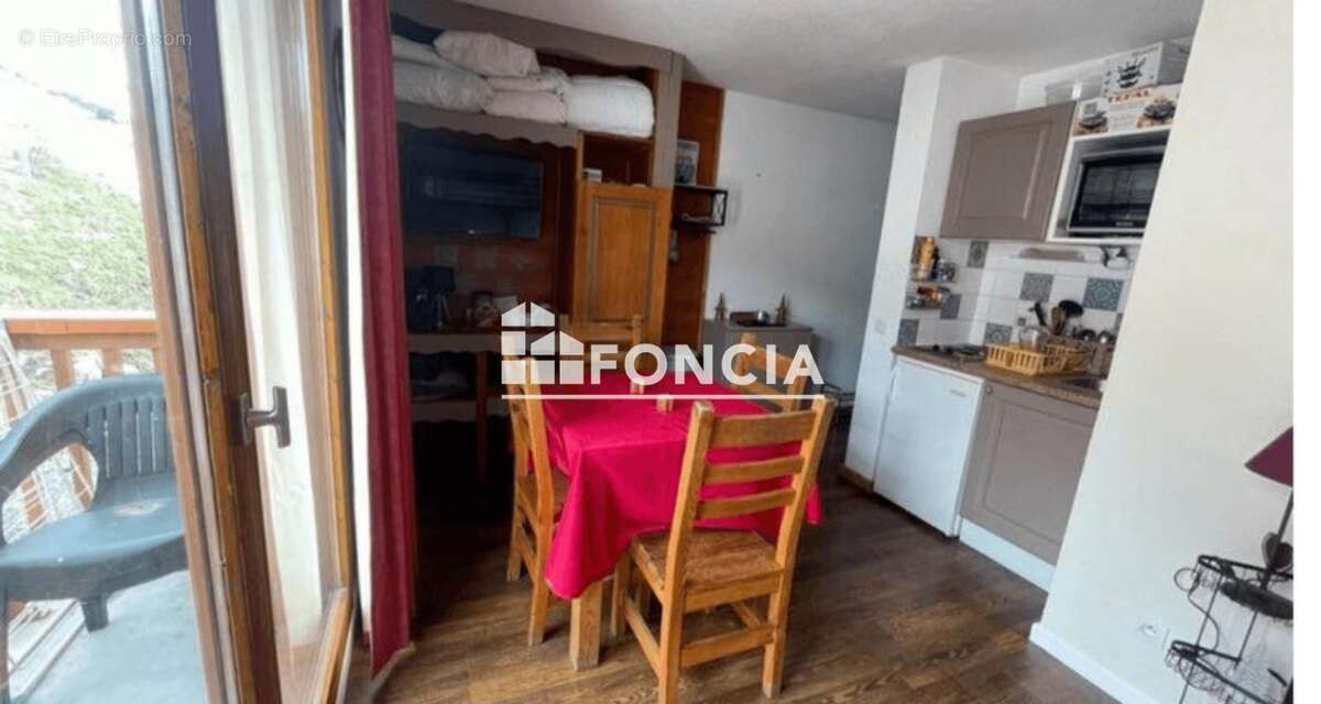 Appartement à SAINT-FRANCOIS-LONGCHAMP