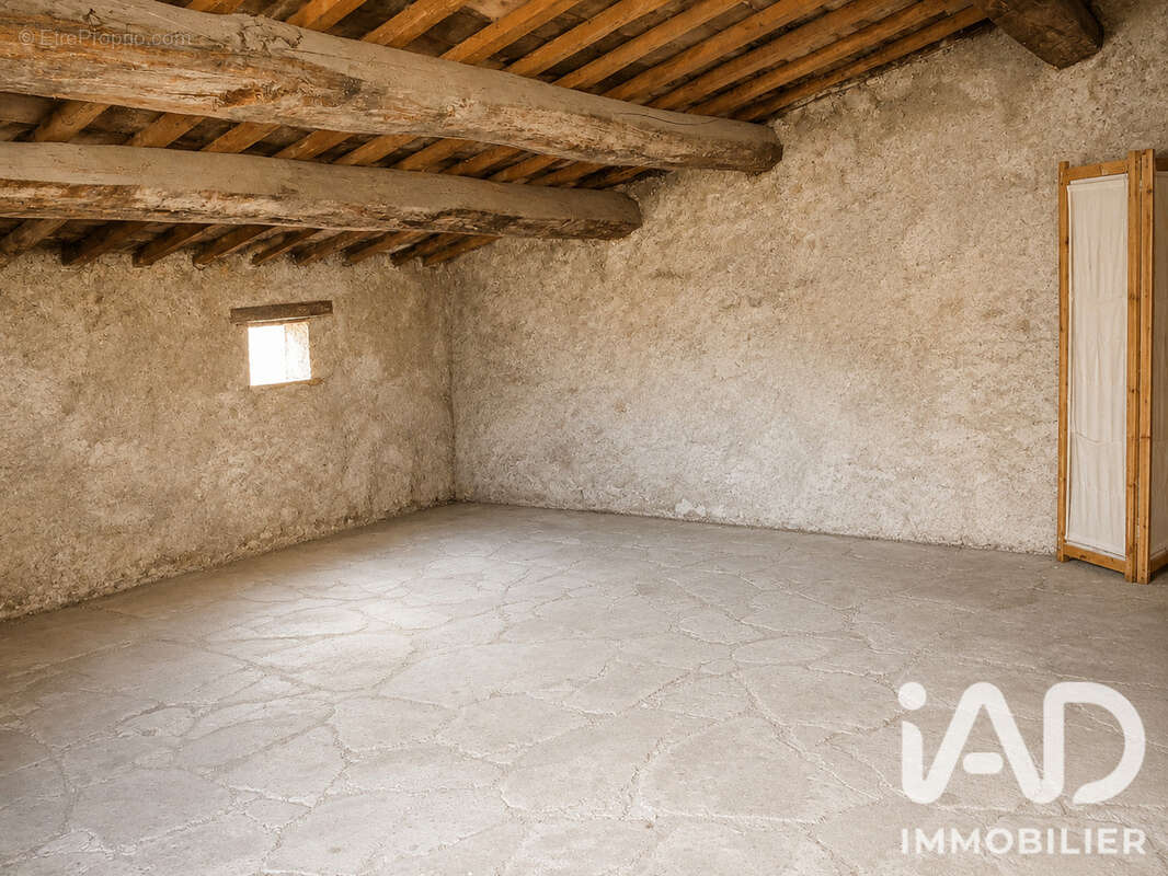 Maison 58 m² à Savoillan  - photo 8