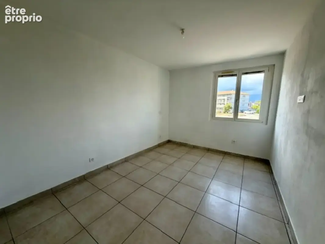 Appartement à vendre 3 pièces GHISONACCIA (20)  de 68,72 m2 avec terrasse de 12, 19 m2 - photo 4