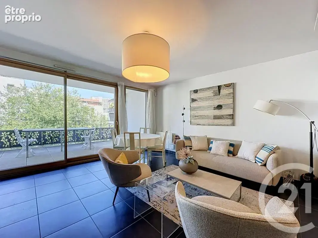 Appartement à LYON-5E
