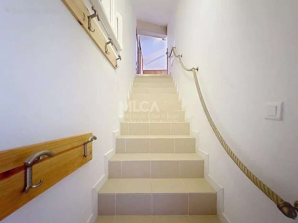 Appartement à SAINT-ETIENNE-DE-TINEE