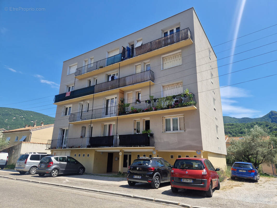 Appartement à NYONS