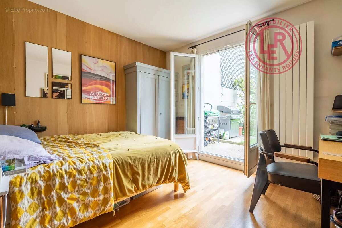 Appartement à PARIS-10E