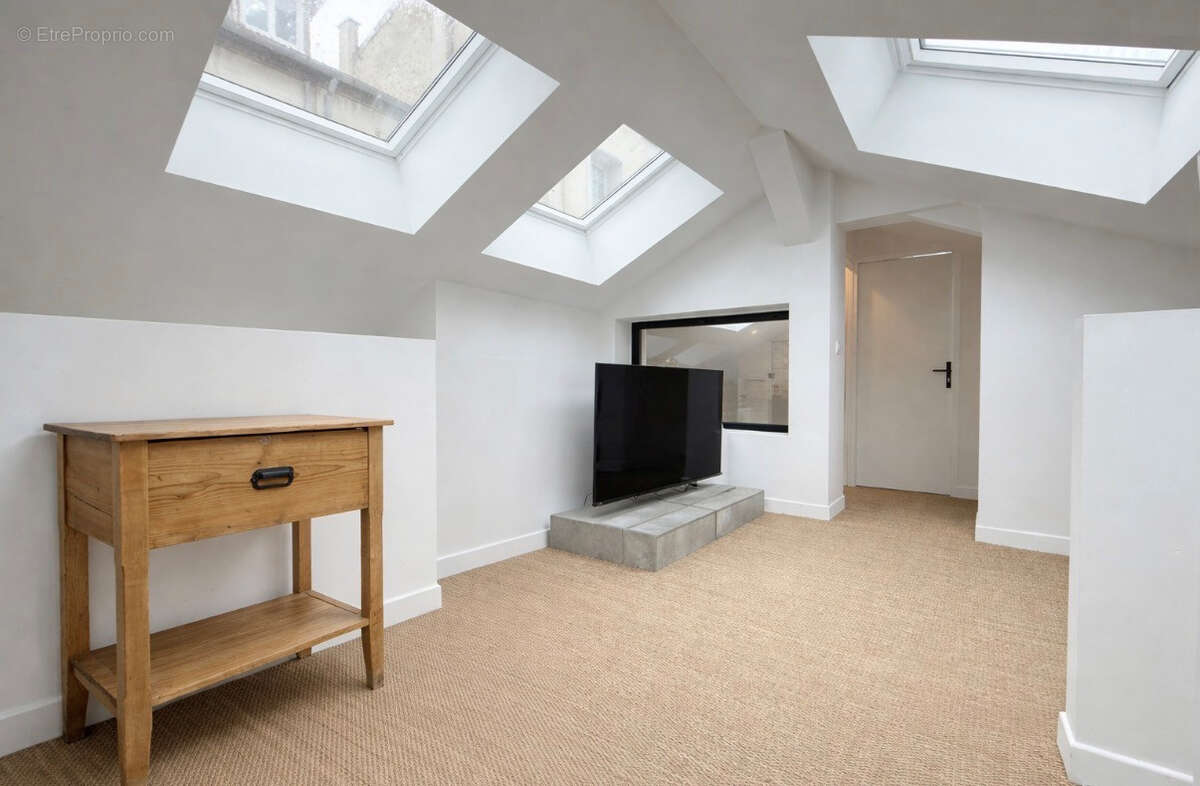 Secteur moissons - magnifique maison neuve type 7 de 120m2 usage mixte habitation - activite commerciale - photo 12