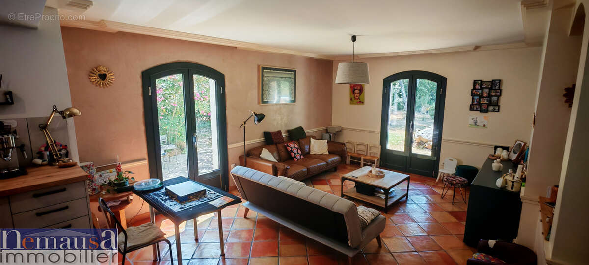 Maison à NIMES