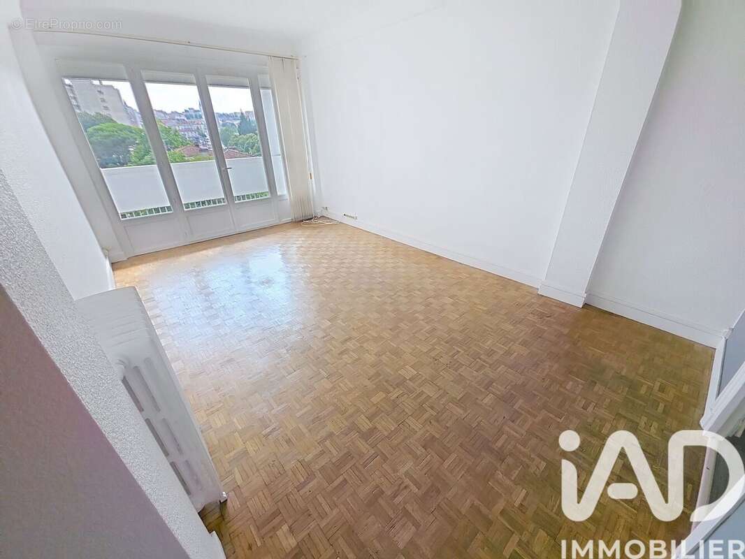 Photo 2 - Appartement à ANGOULEME